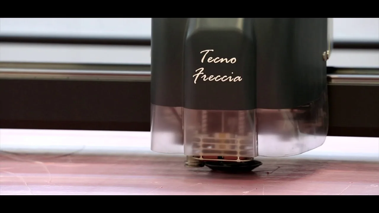 Tecno Freccia Automatic Fabric Cutting Machine - video thumbnail