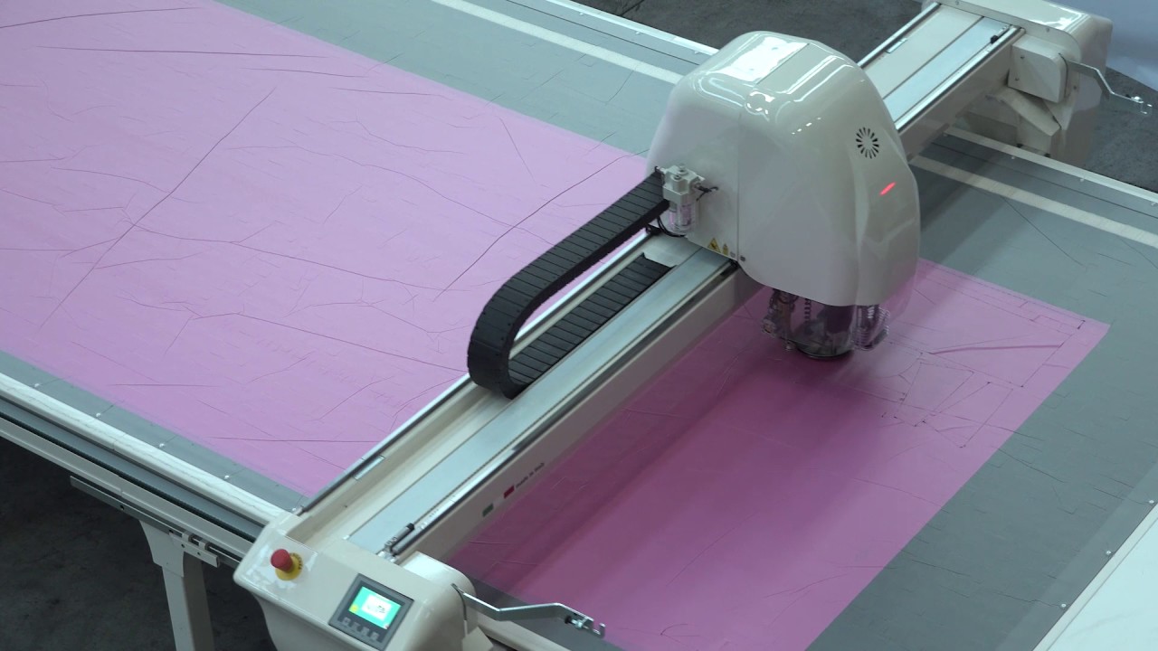 Biliardo Multi-Ply Automatic Fabric Cutting Machine - video thumbnail